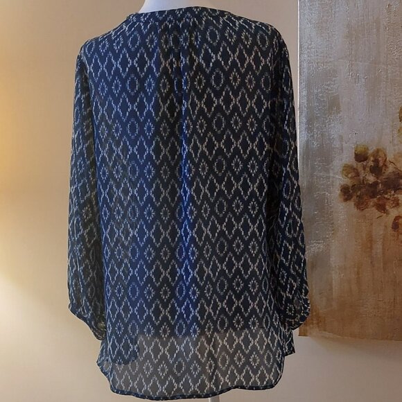 Banana Republic Blue Ikat Popover Blouse - Picture 4 of 7